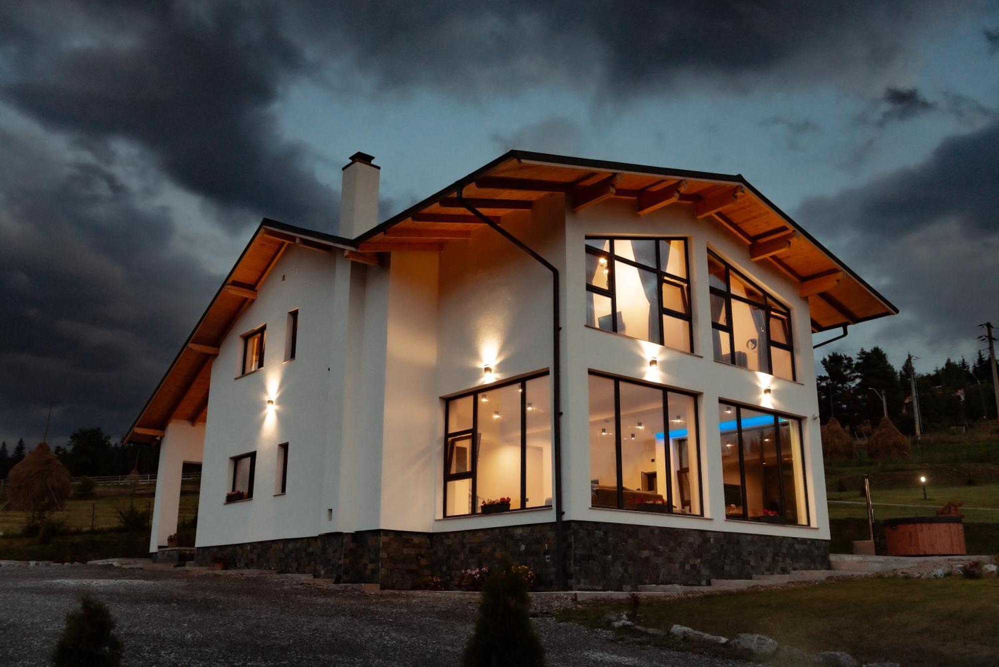 Watra Chalet Hotel Vatra Dornei Eksteriør billede